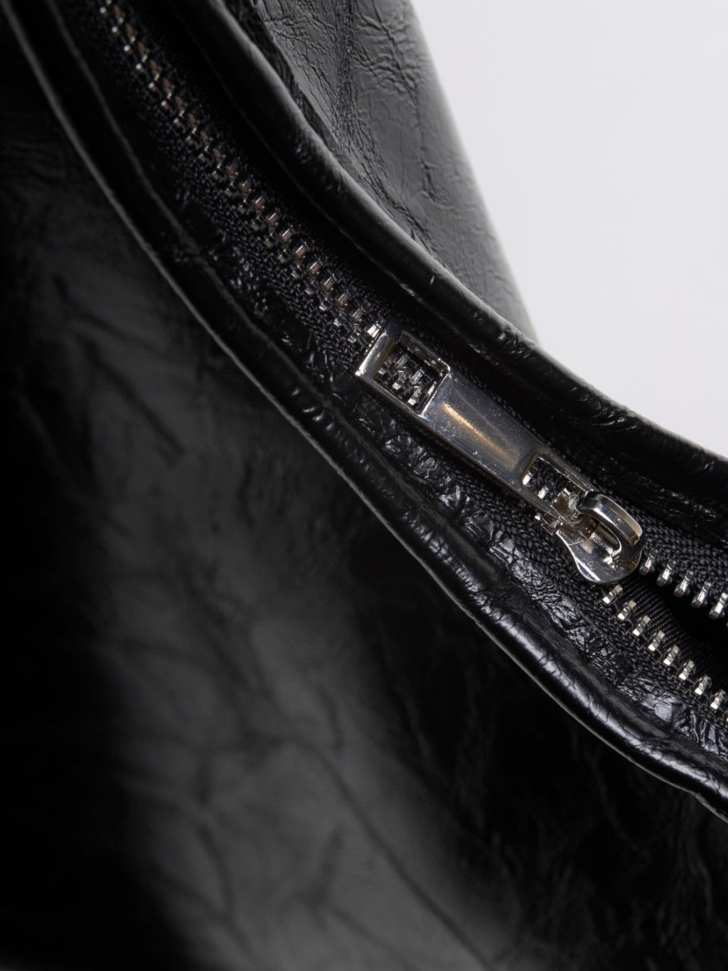 Leather Shoulder Bag – Everyday Handbag