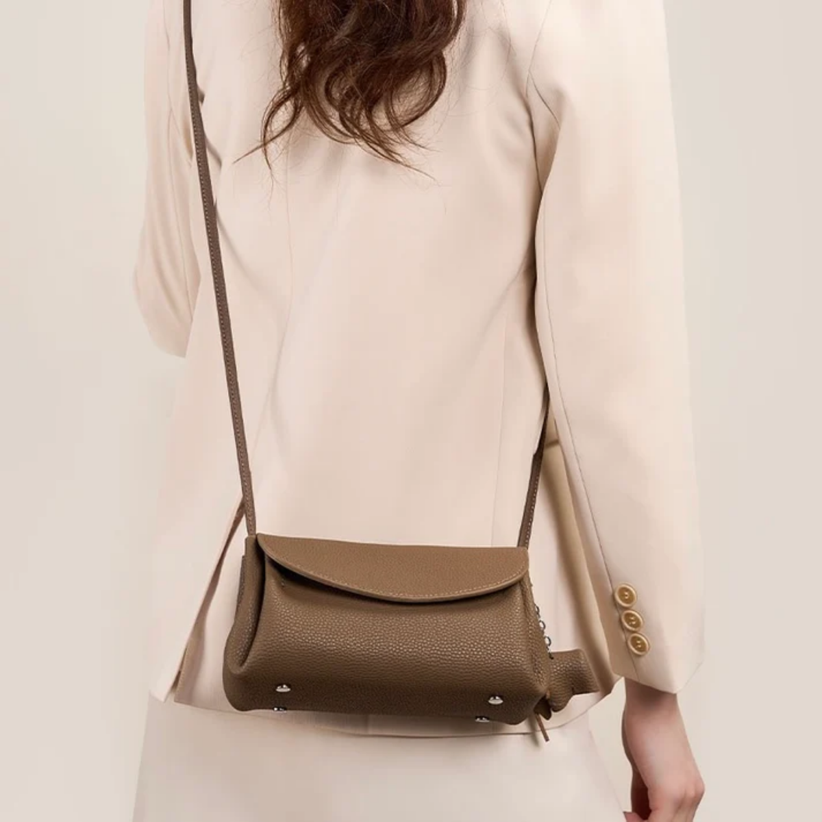 Leather Pendant Crossbody Bag – Everyday Crossbody