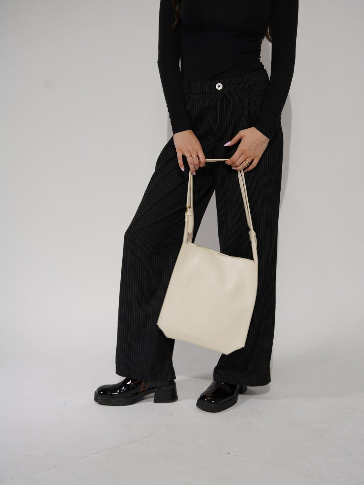 Leather Shoulder Bag – Everyday Handbag