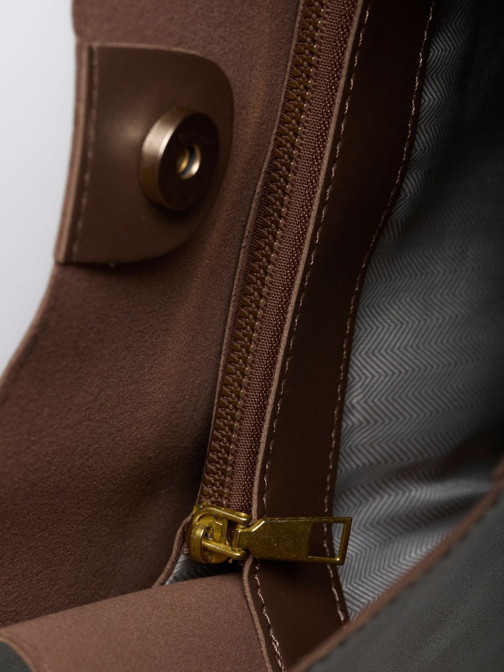 Leather Shoulder Bag – Everyday Handbag