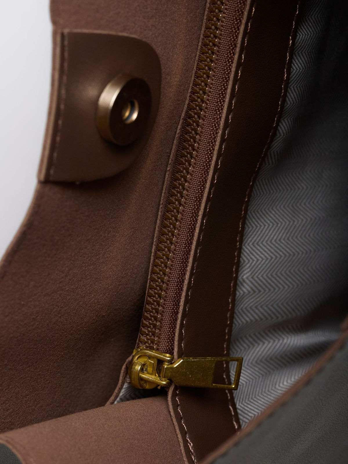 Leather Shoulder Bag – Everyday Handbag