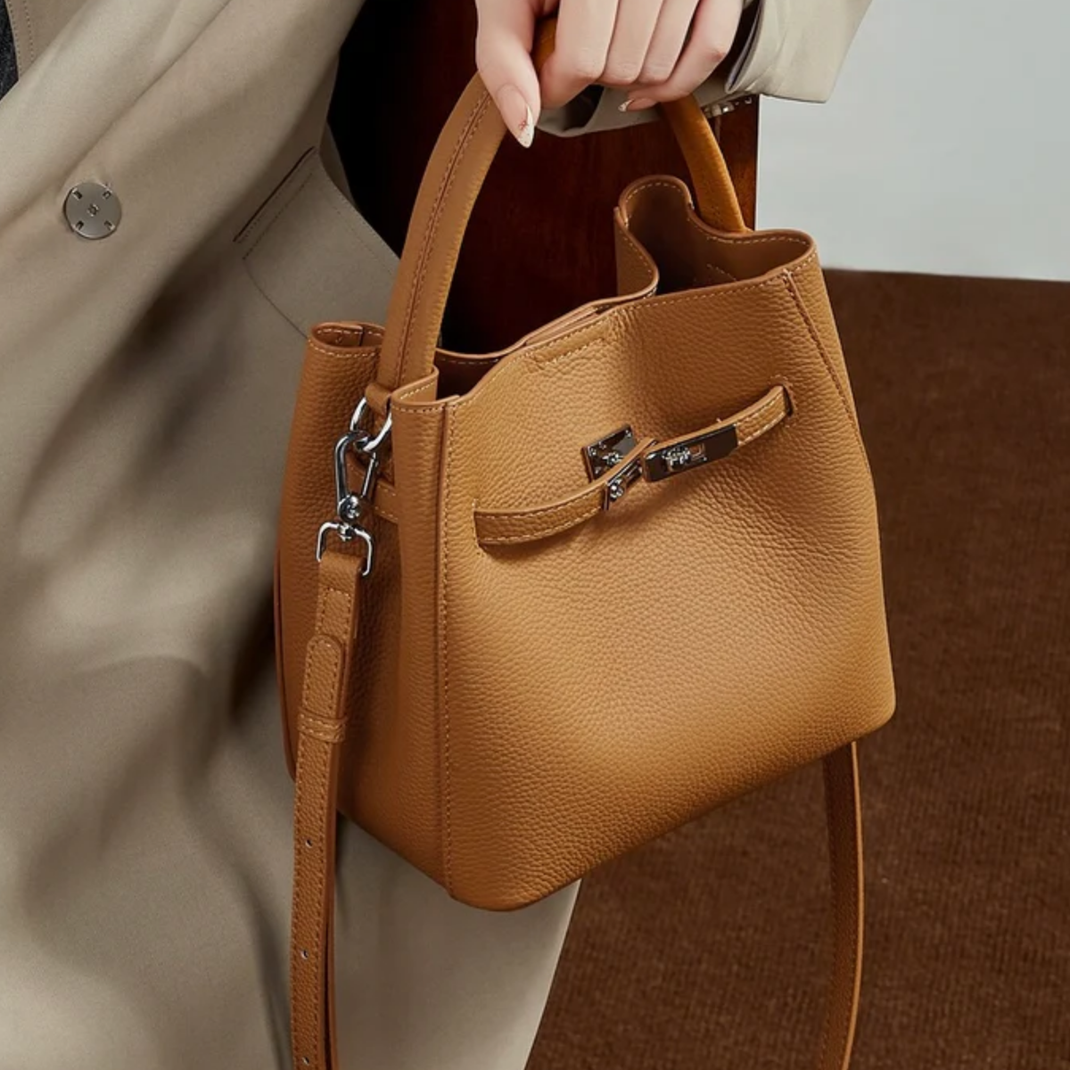 Leather Bucket Shoulder Bag – Everyday Handbag