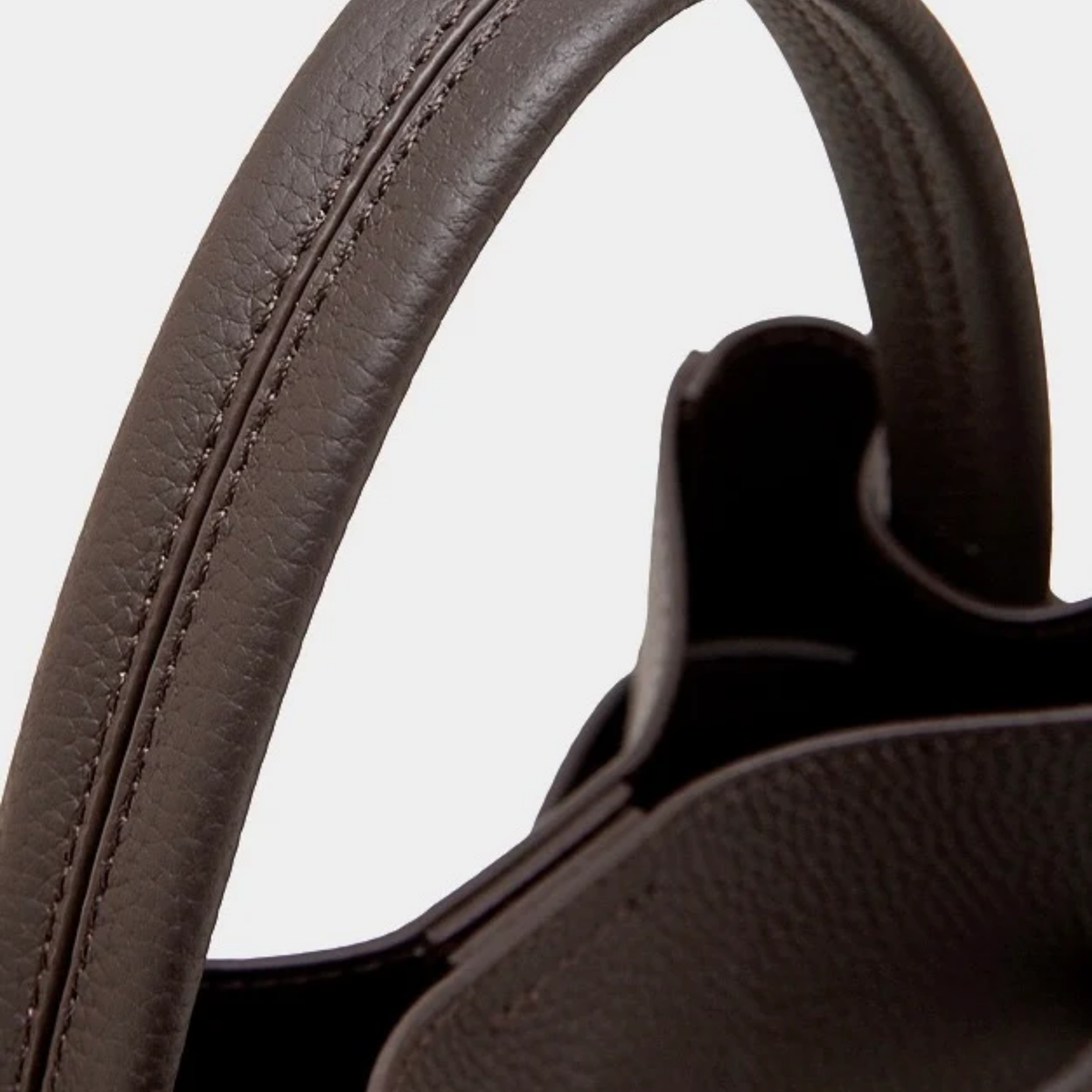 Leather Bucket Shoulder Bag – Everyday Handbag