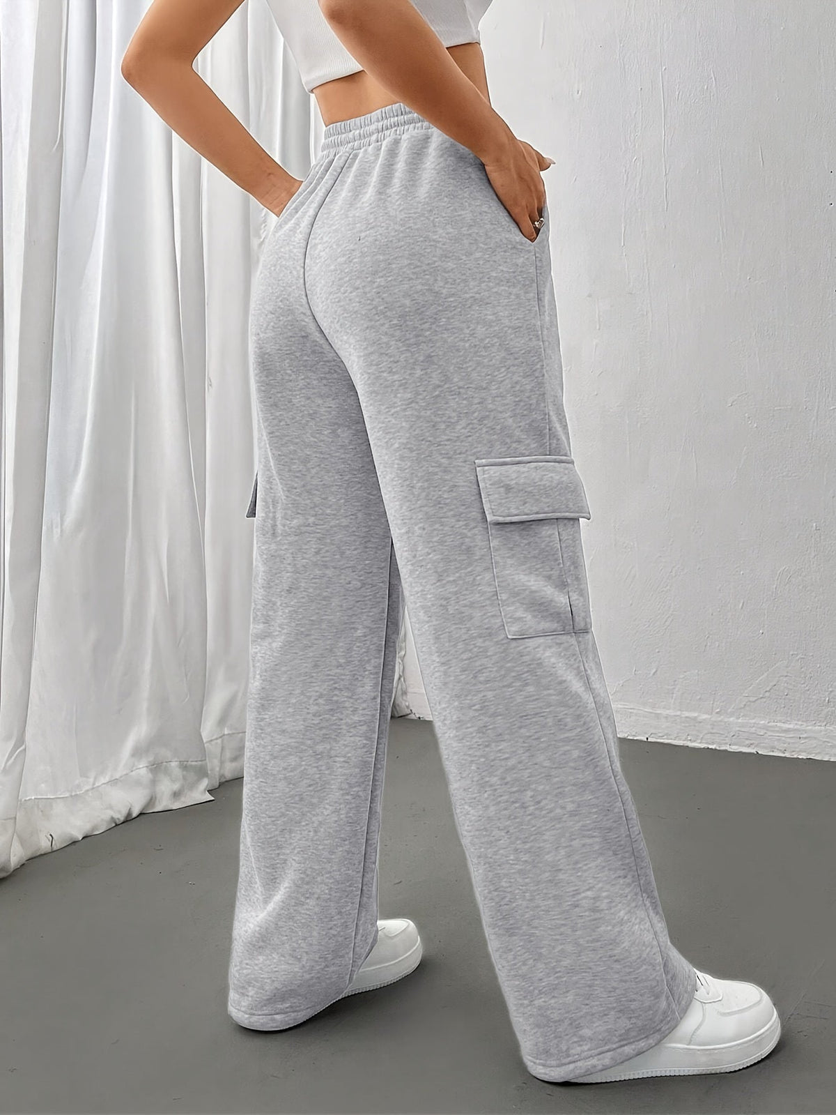 Relaxed Cargo Sweatpants for Women | Soft Cotton Blend | Casual Comfort Wear