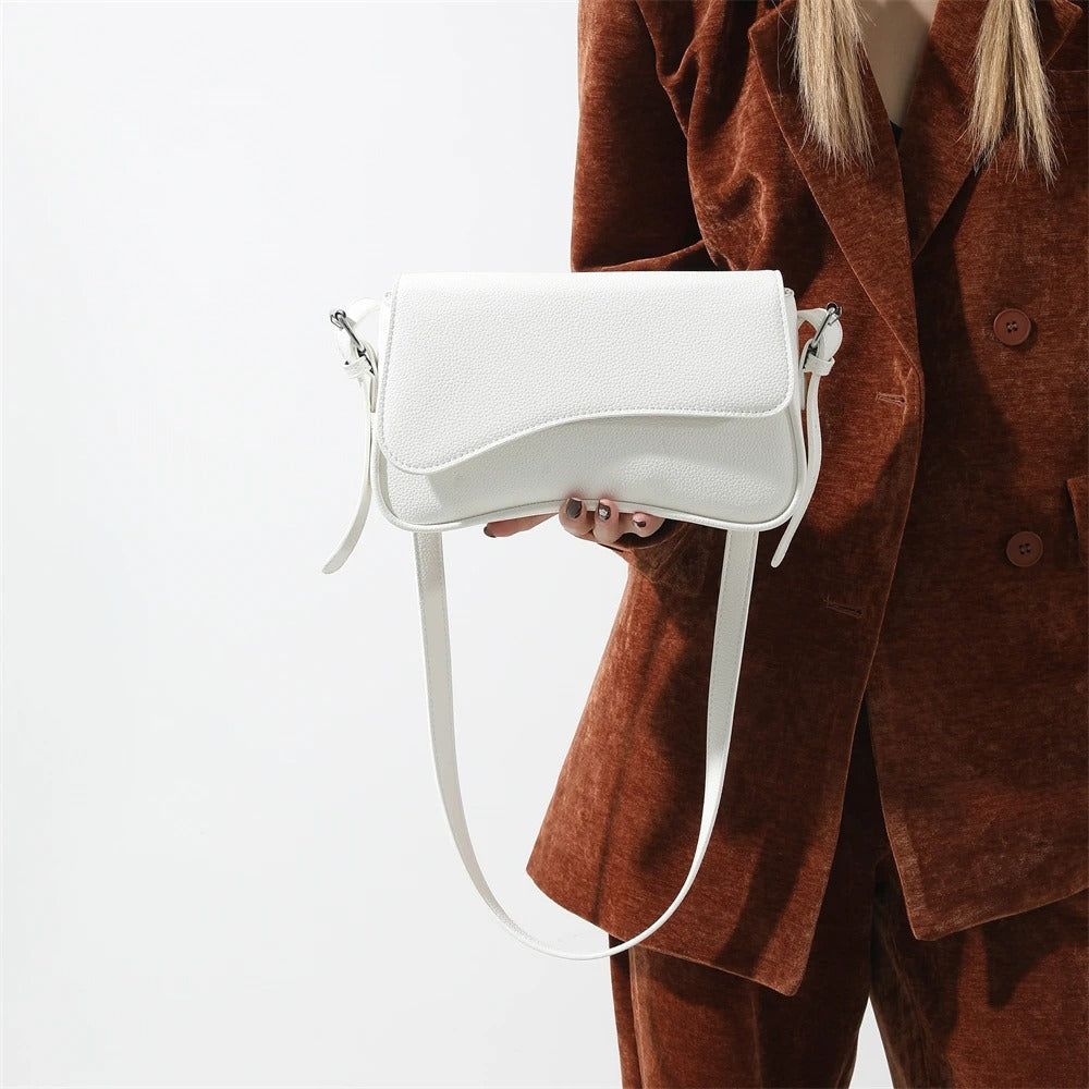 Leather Baguette Shoulder Bag – Everyday Handbag