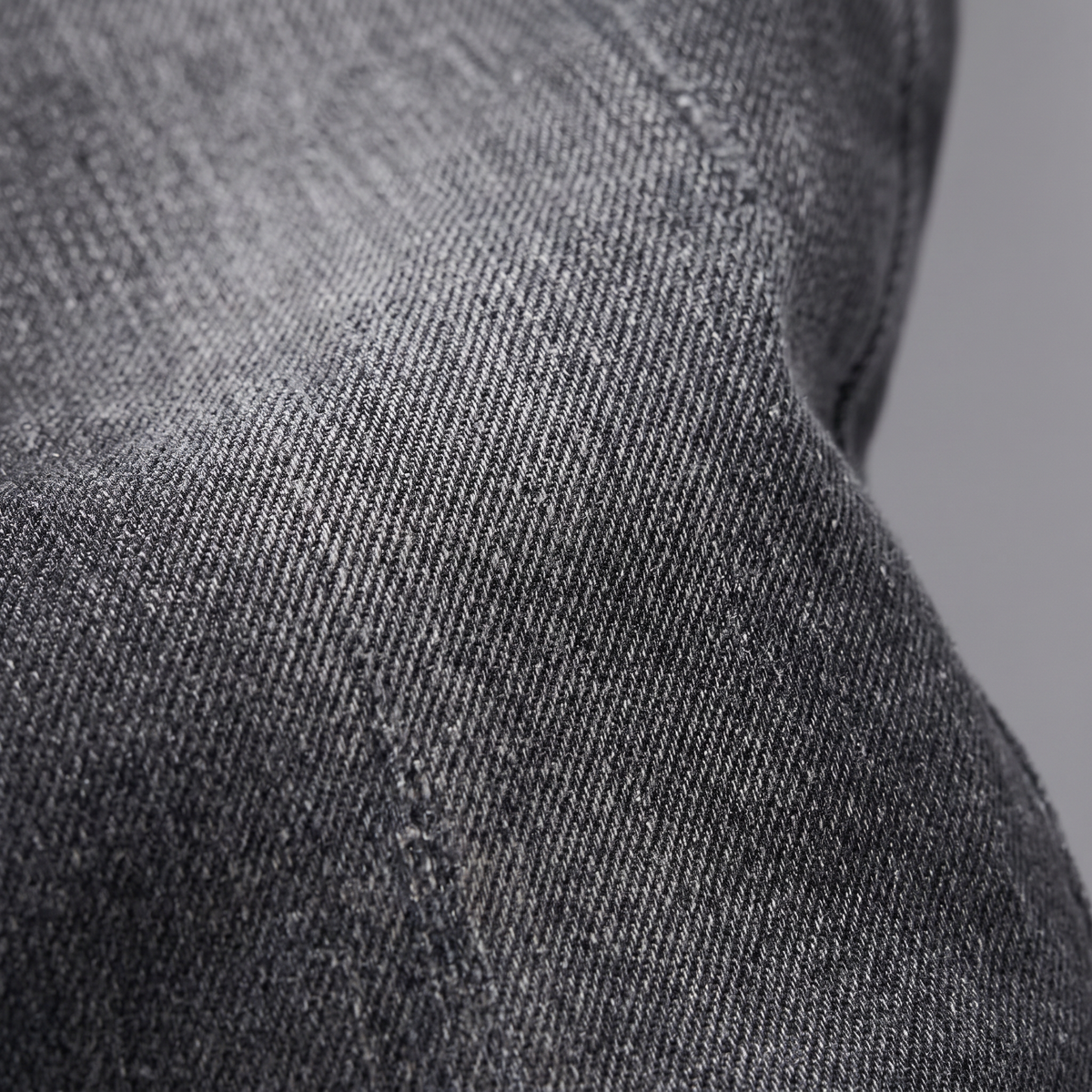 Casual Straight Leg Jeans for Men - Comfortable Denim for Everyday Wear