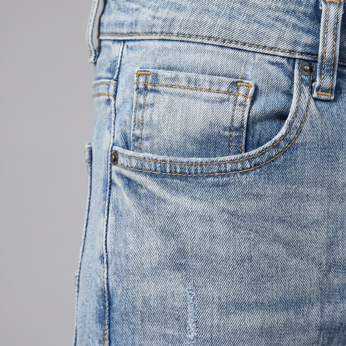 Casual Straight Leg Jeans for Men - Comfortable Denim for Everyday Wear