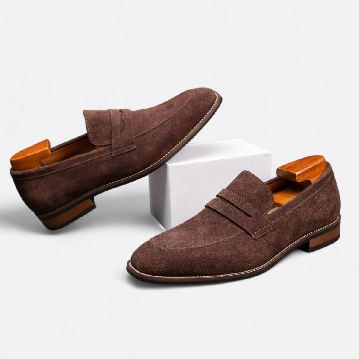 Classic Leather Penny Loafers for Men - Casual Dress Shoes for Everyday Wear