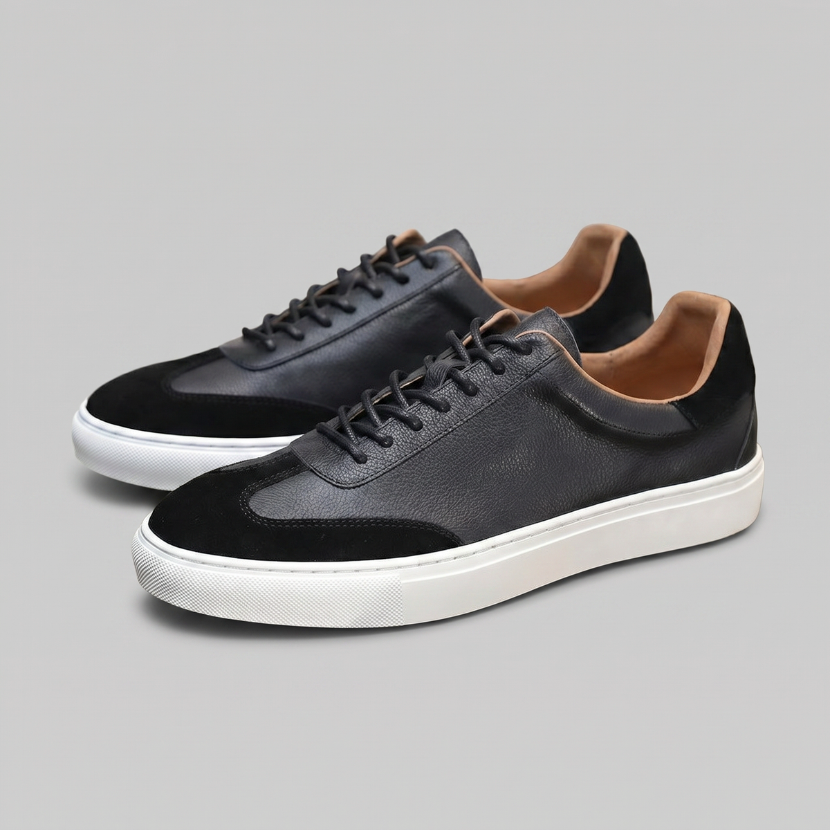 Low-Top Leather Sneakers for Men - Casual Footwear for Everyday Wear