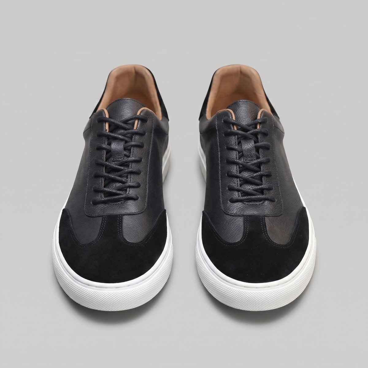 Low-Top Leather Sneakers for Men - Casual Footwear for Everyday Wear