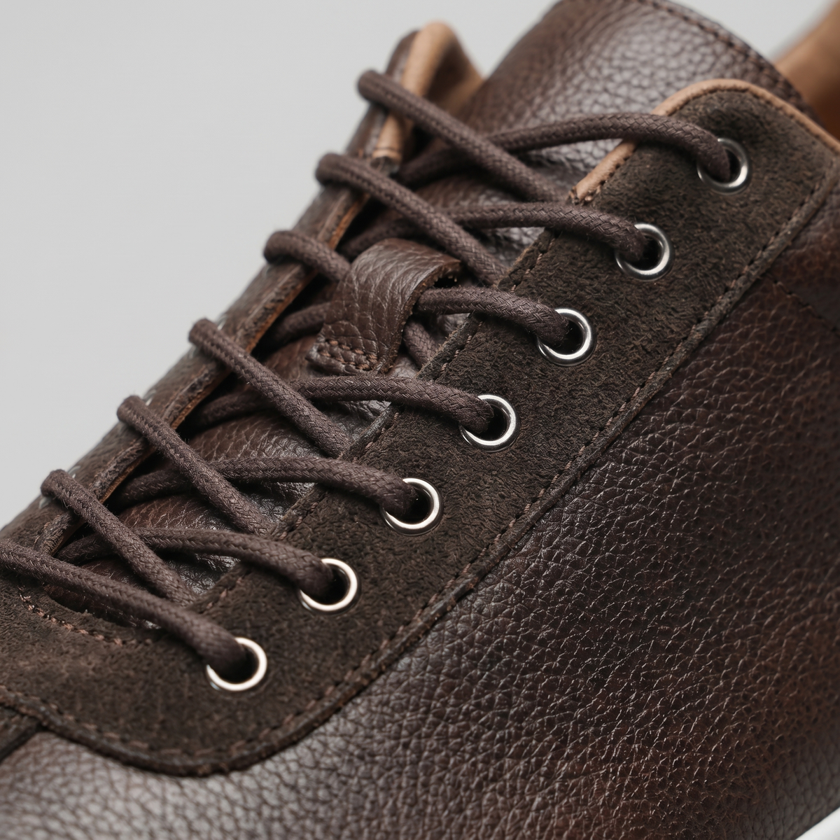 Low-Top Leather Sneakers for Men - Casual Footwear for Everyday Wear