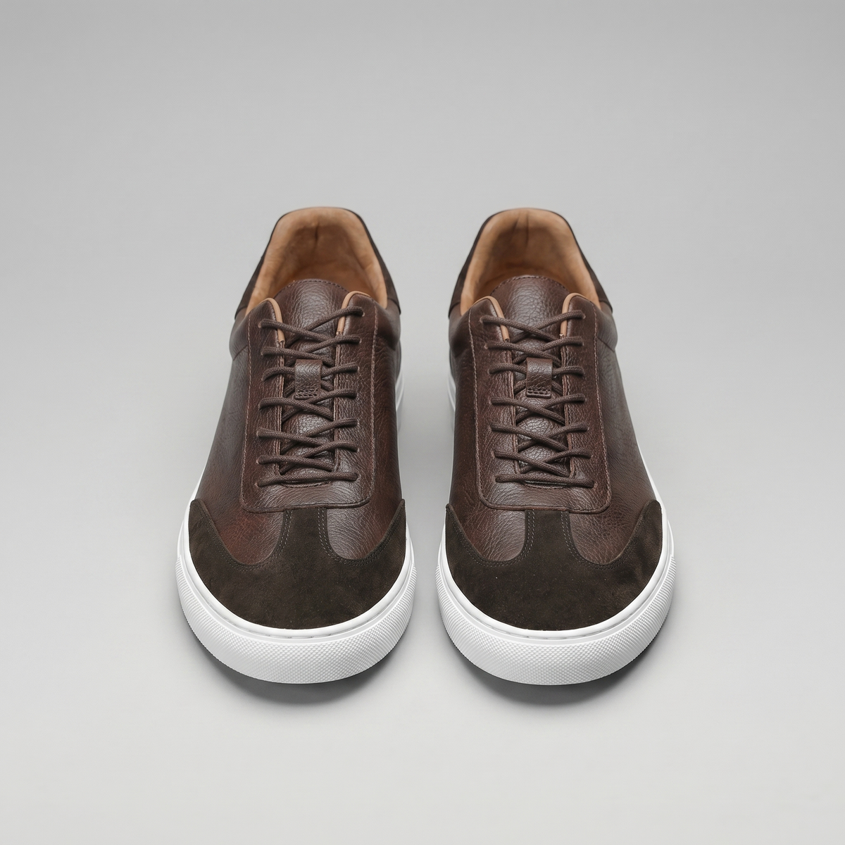 Low-Top Leather Sneakers for Men - Casual Footwear for Everyday Wear