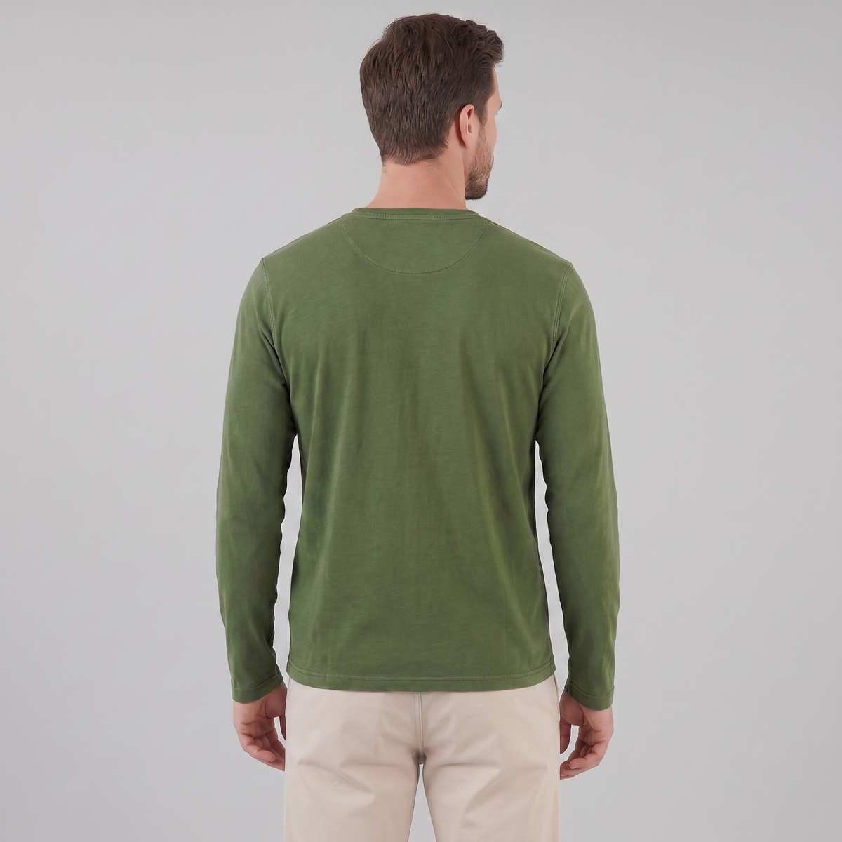 Men's Long Sleeve Cotton Henley Shirt for Casual Wear