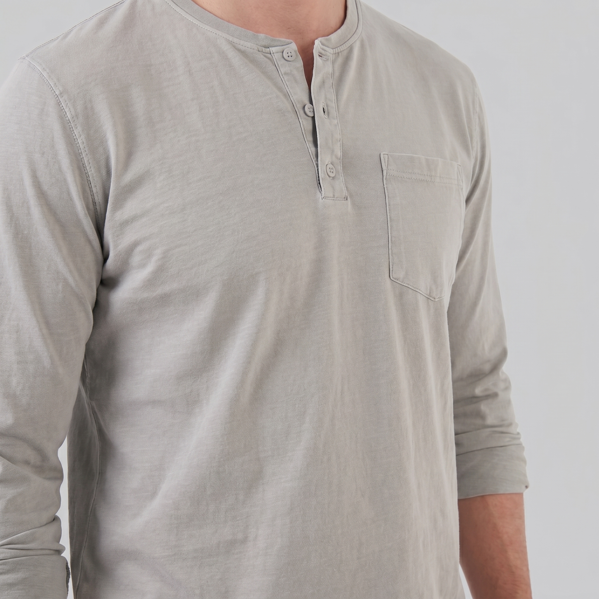 Men's Long Sleeve Cotton Henley Shirt for Casual Wear