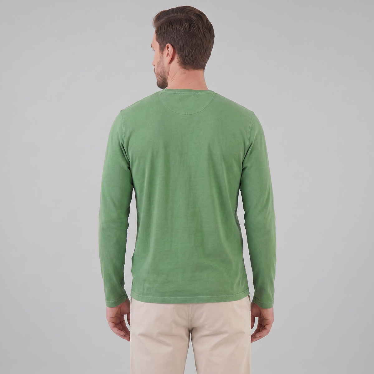 Men's Long Sleeve Cotton Henley Shirt for Casual Wear
