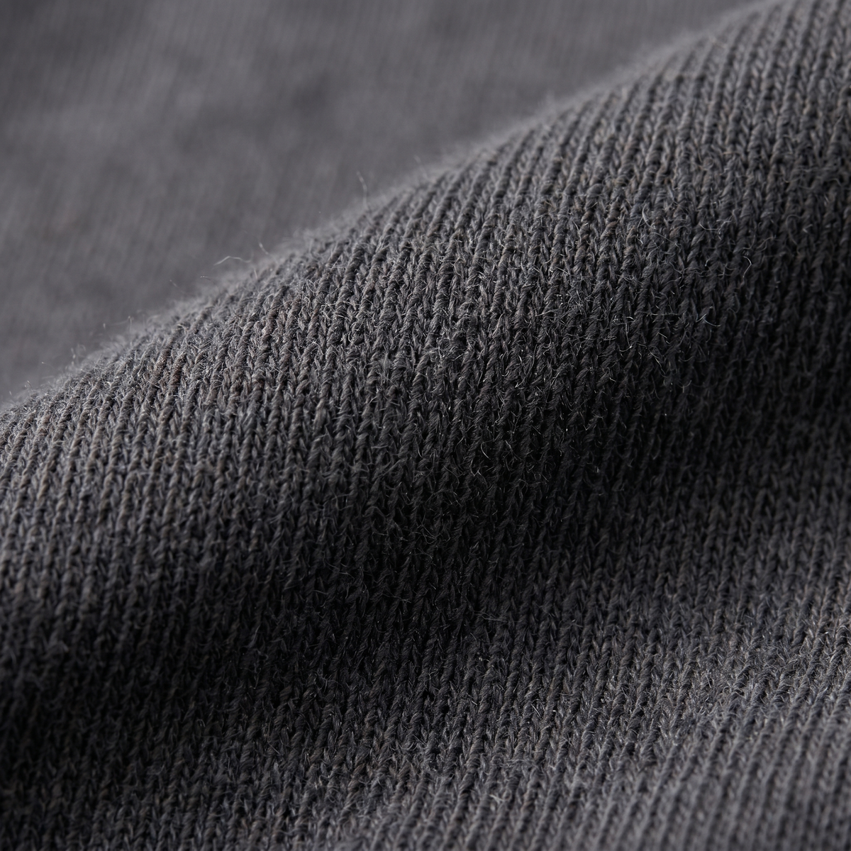 Men's Long Sleeve Cotton Henley Shirt for Casual Wear