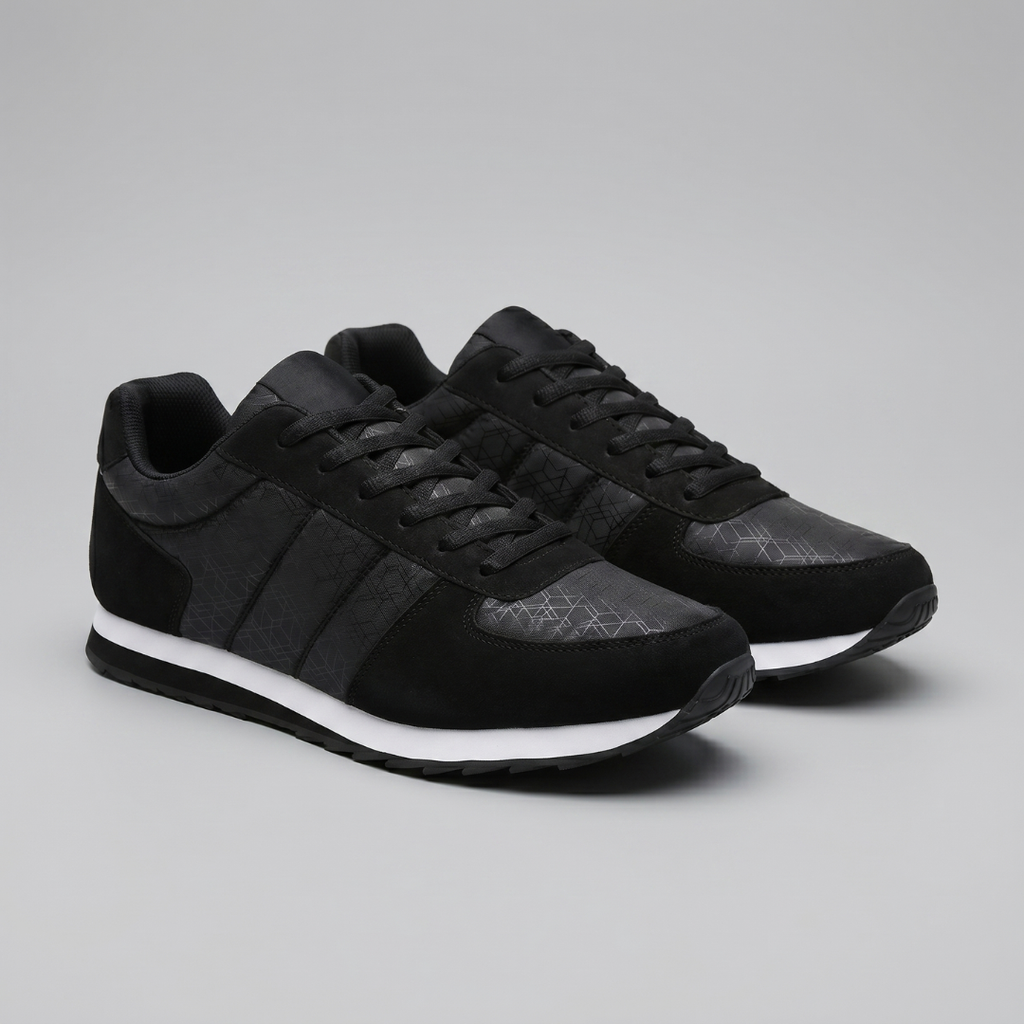Men's Low-Top Sneakers with Patterned Design for Casual Wear