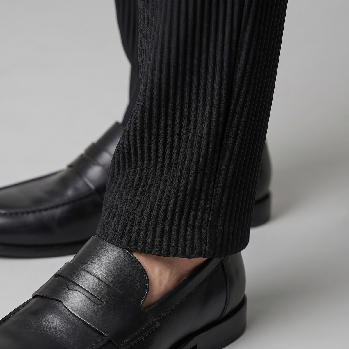 Men's Ribbed Cotton Trousers for Casual Everyday Wear