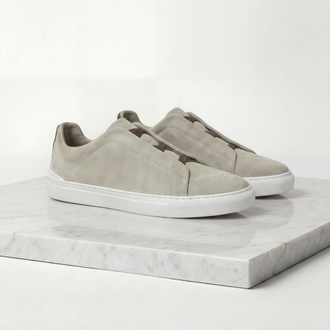 Men's Suede Sneakers Casual Style for Everyday Wear in Various Colors