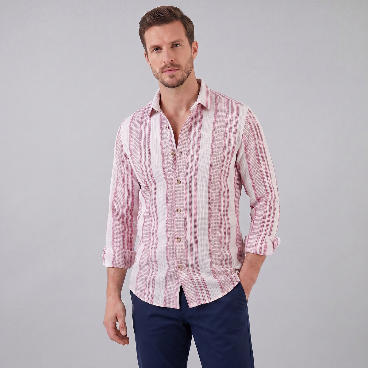Men's Textured Stripe Summer Button-Up Shirt for Casual Wear