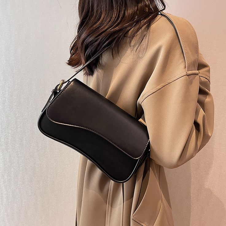 Leather Shoulder Bag – Everyday Handbag