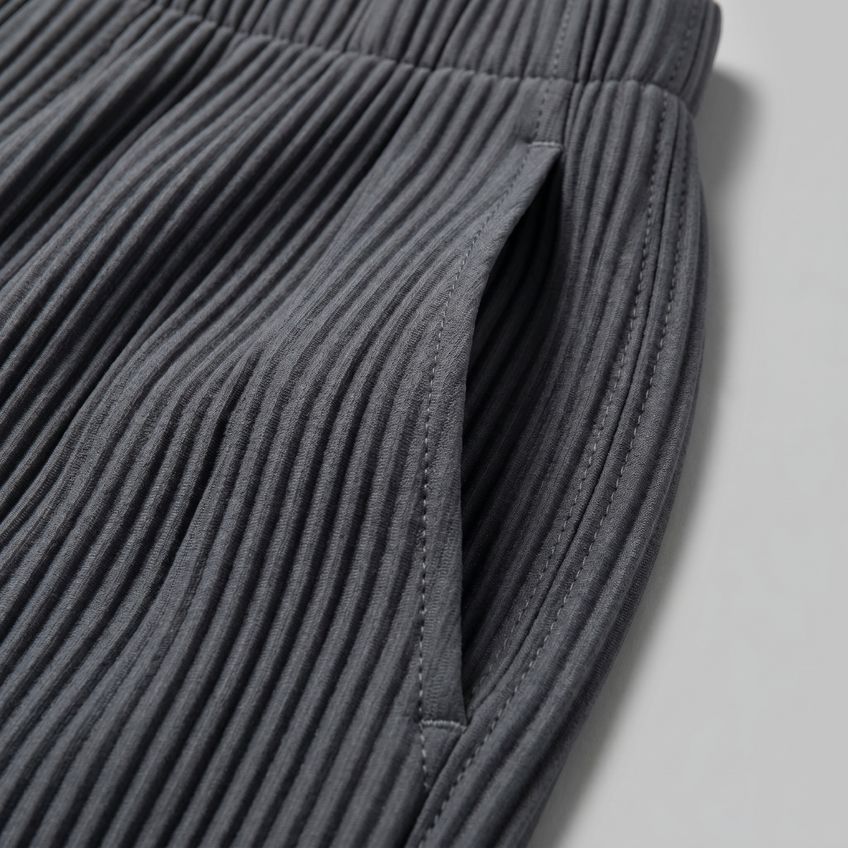 Striped Men's Trousers with Drawstring Elastic Waistband for Casual Wear