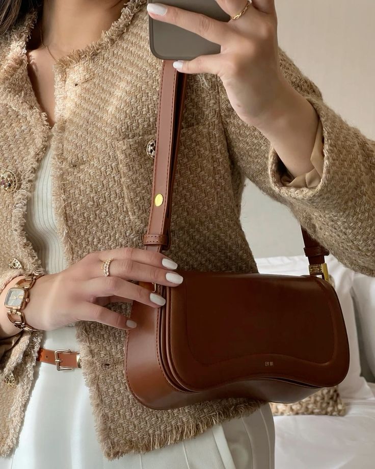 Leather Shoulder Bag – Everyday Handbag