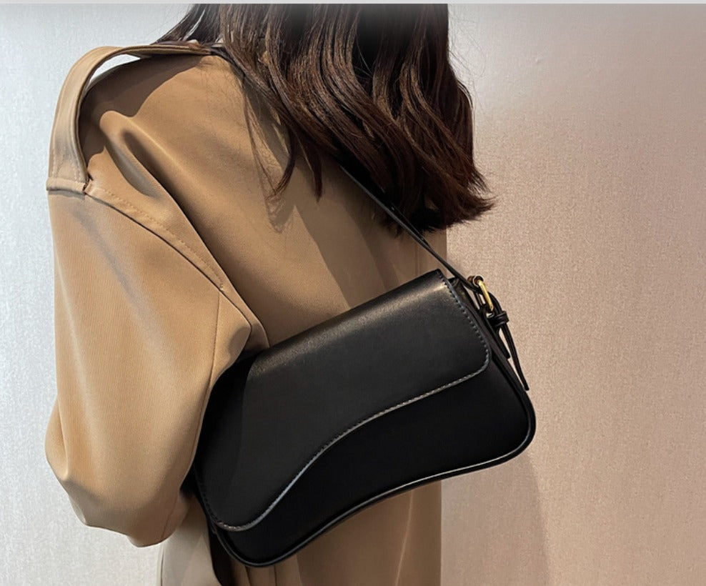 Leather Shoulder Bag – Everyday Handbag