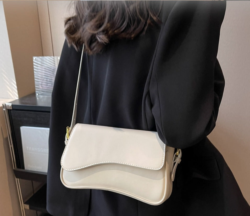 Leather Shoulder Bag – Everyday Handbag