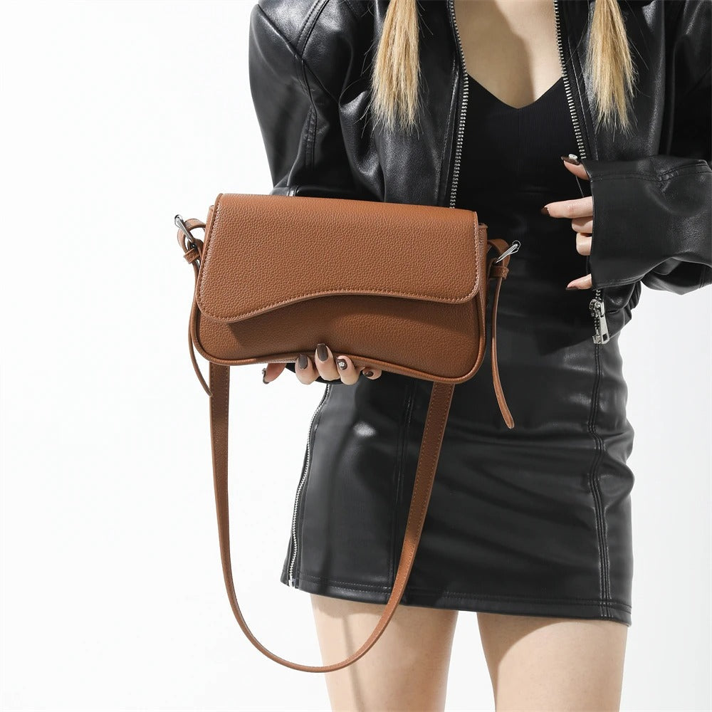 Leather Baguette Shoulder Bag – Everyday Handbag