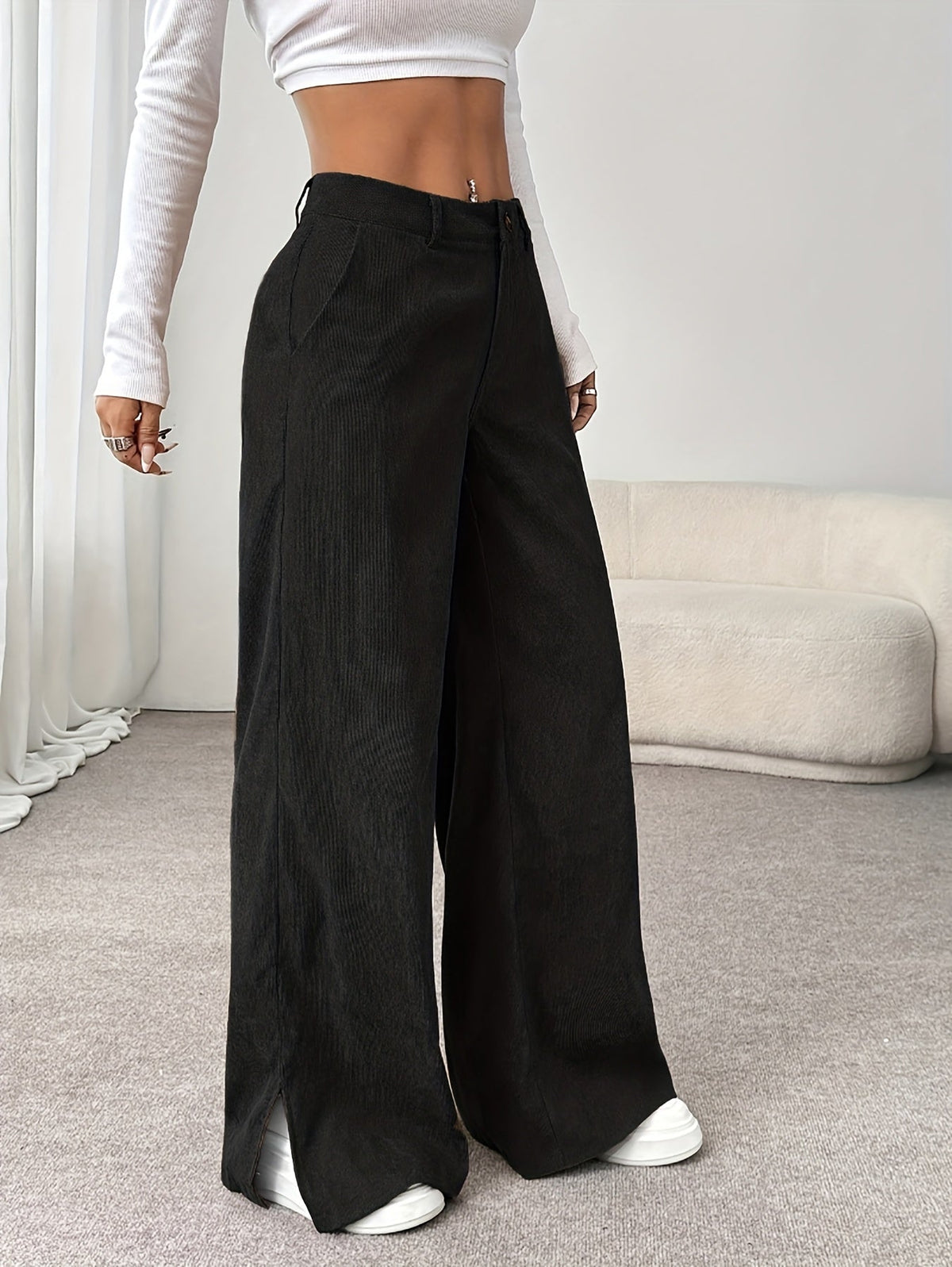 Straight-Leg Tailored Trousers in Comfortable Fabric for Office Wear