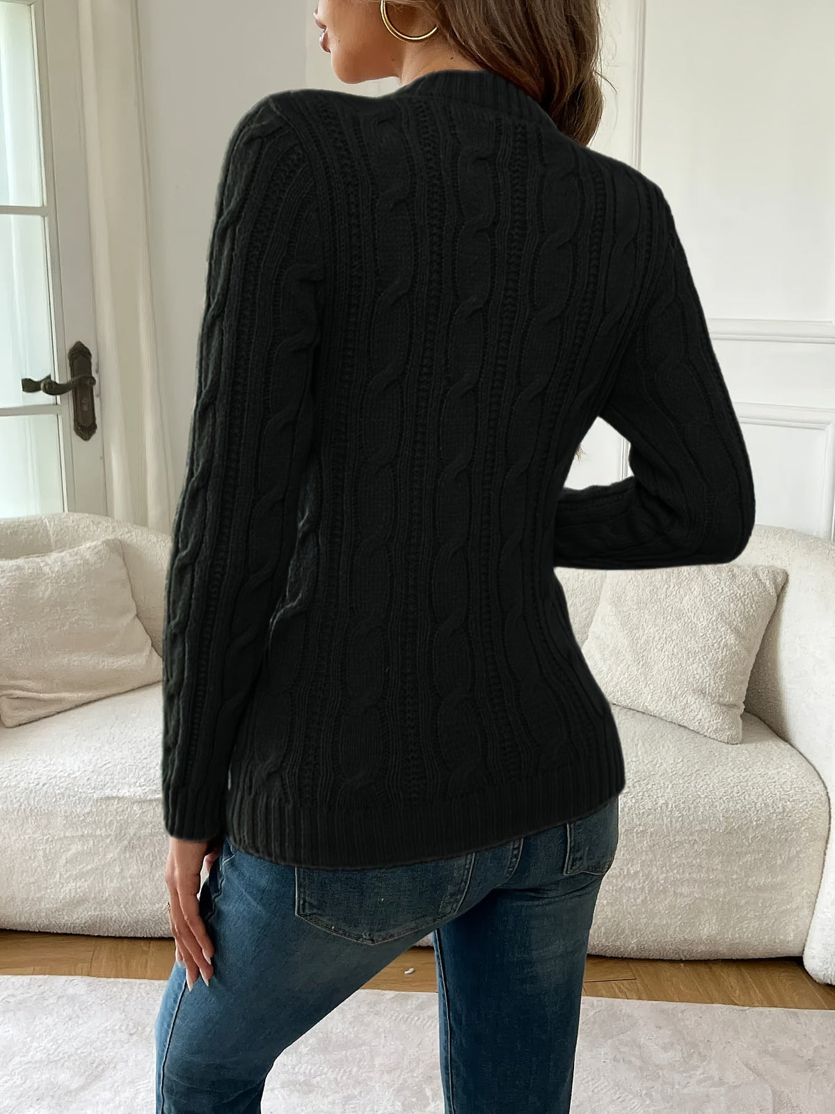 Twist-Knit Sweater - Classic Design - Cozy Knitwear for Everyday Wear