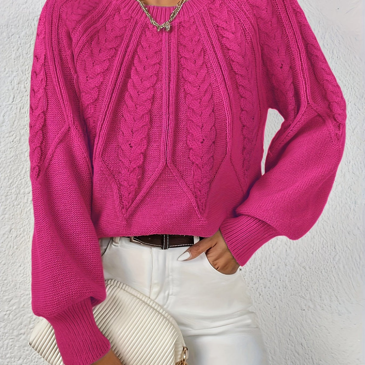 Women's Cable-Knit Cropped Jumper with Ribbed Crew Neck for Casual Wear