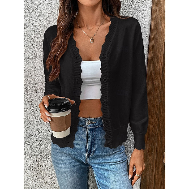 Scalloped Button-Front Cardigan in Soft Knit for Women’s Casual Wear